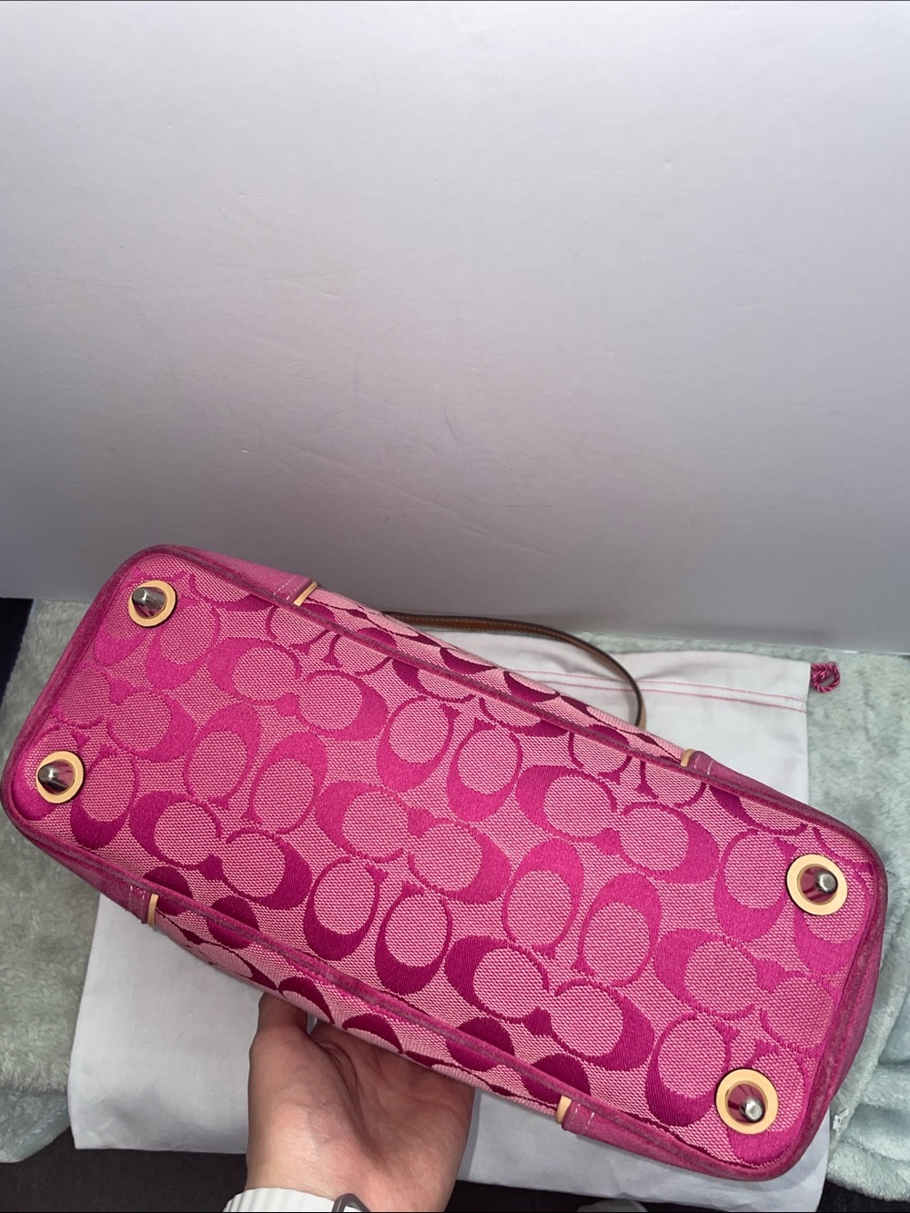 Vintage Coach ‘Hampton’ Signature Satchel - Picture 5 of 16